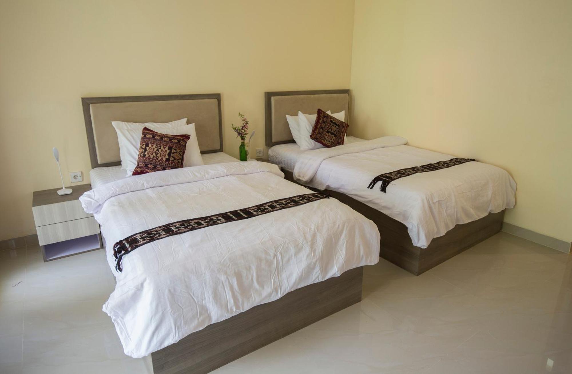 Ara Garden Inn, Accommodation, Yoga Studio & Spa Ruteng Εξωτερικό φωτογραφία